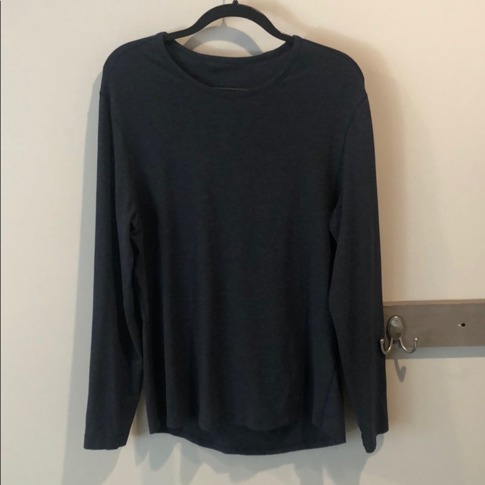 Lululemon 5 Year Basic Long Sleeve tee (navy blue)